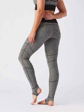 Duluth Trading Co Gray Heather Leggings with Black Waistband